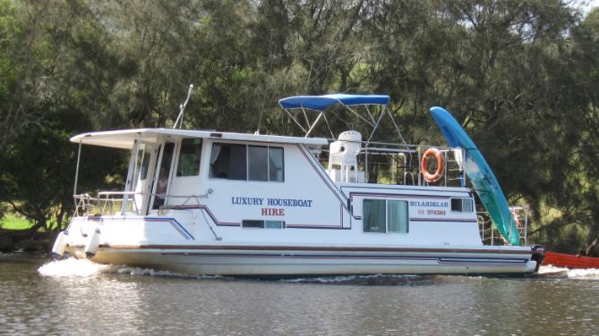 33' Houseboat Christmas/New Year period